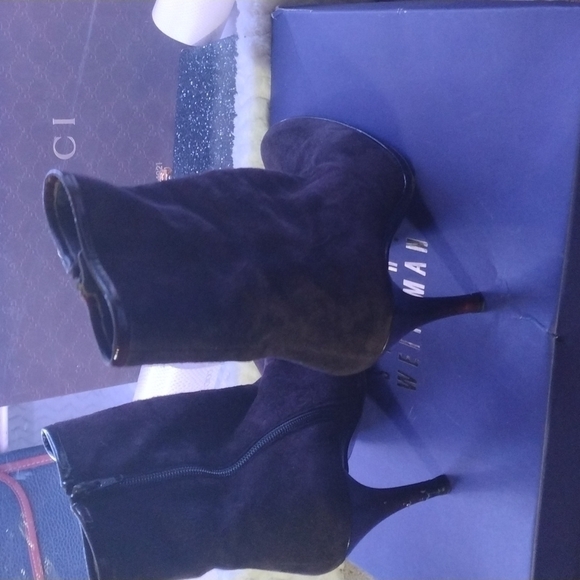 Stuart Weitzman Lithe Cola Suede Ankle Boots Size 38.5 - Picture 6 of 10